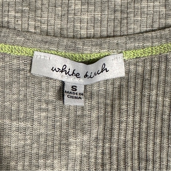 White Birch Small Gray Ribbed Henley Tank Top Neon Stitch Minimalist‎ - Picture 8 of 10
